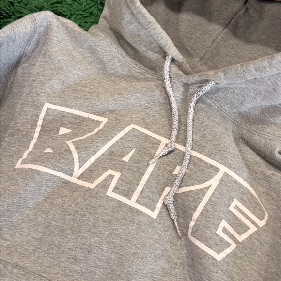 BAPE Logo Pullover Hoodie – Heather Grey – Medium – PreOwned - Picture 2 of 6